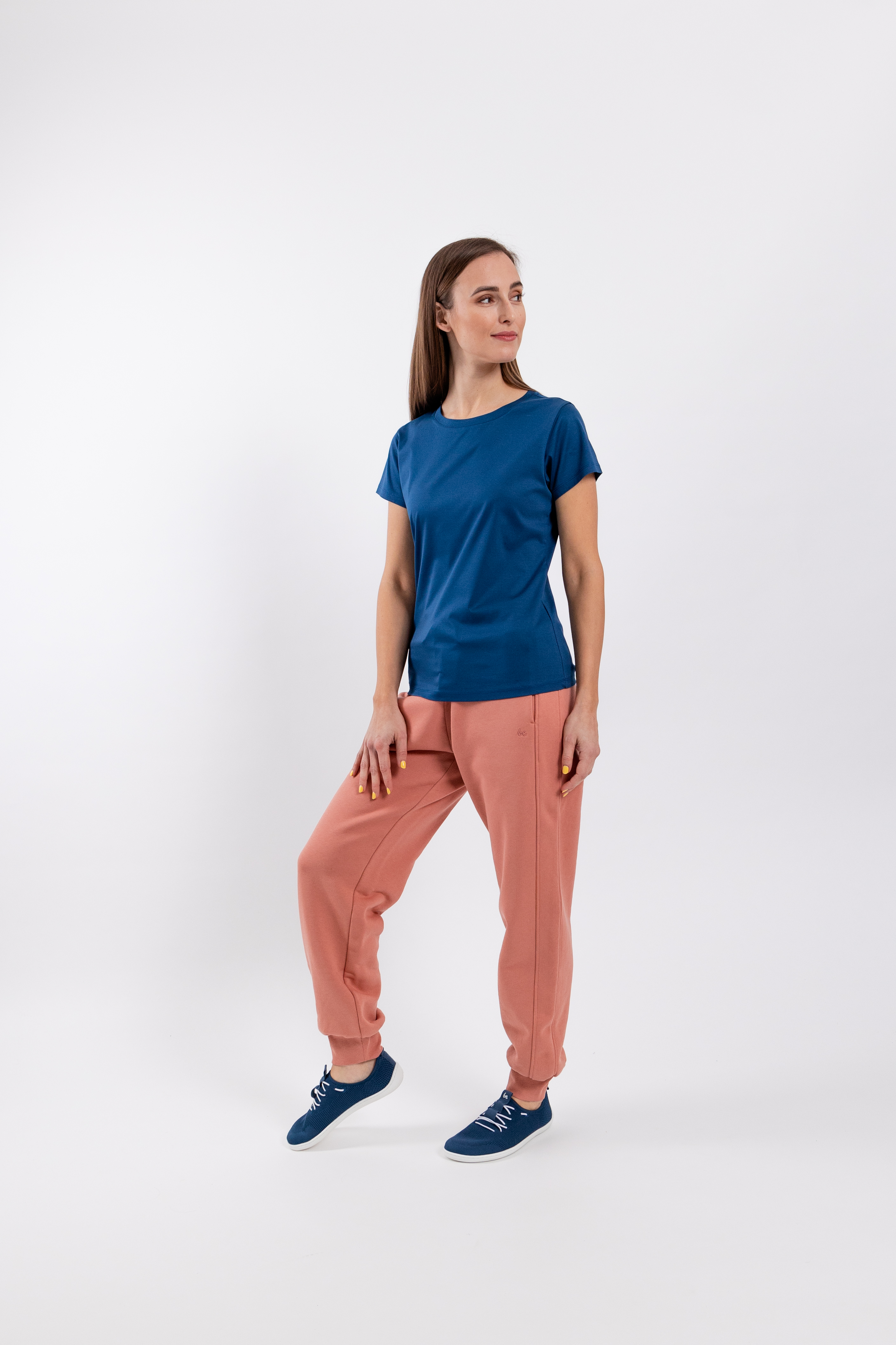 Damem T-Shirt mit Rundhalsausschnitt Be Lenka Essentials - Navy.