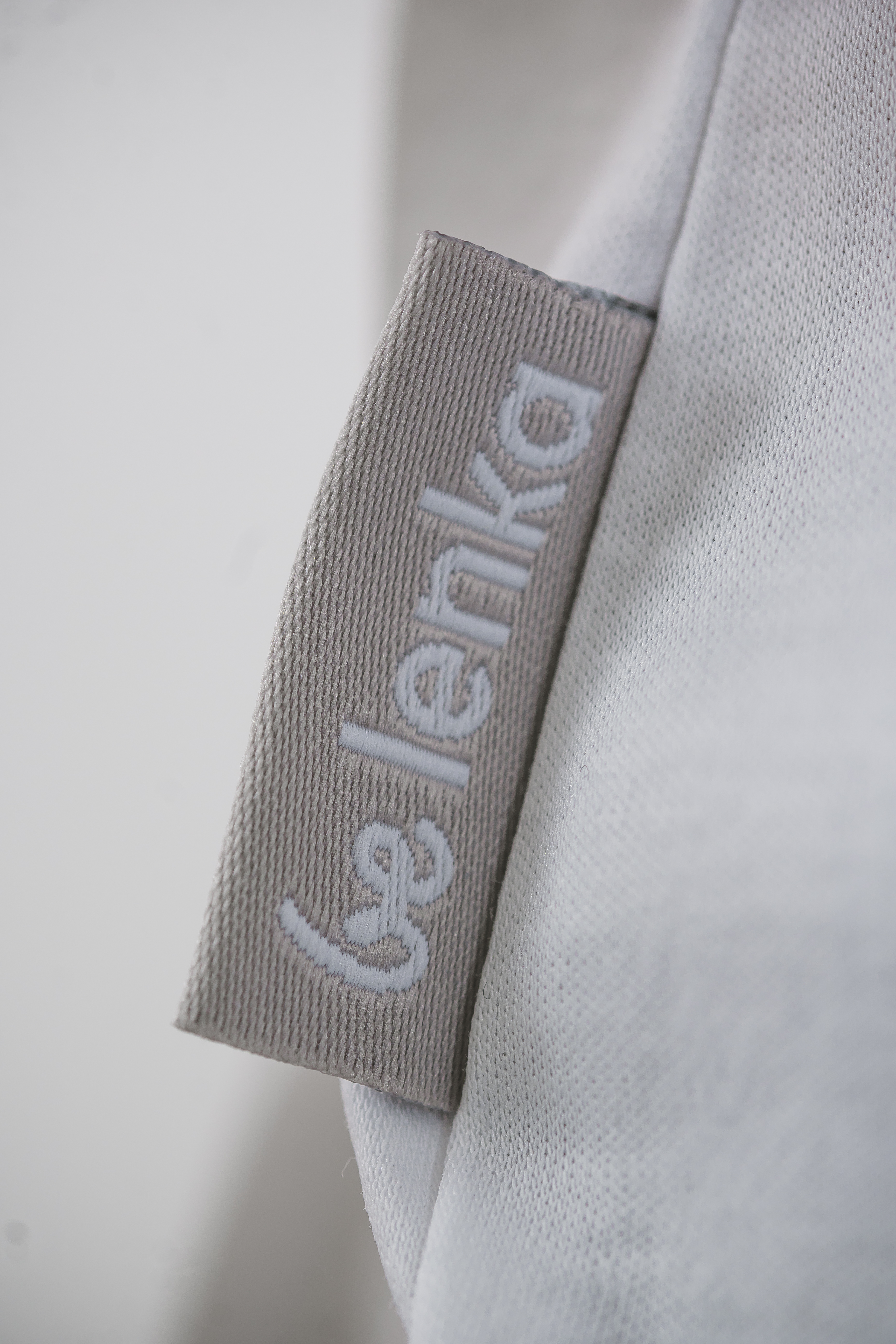 Damem T-Shirt mit Rundhalsausschnitt Be Lenka Essentials - White.