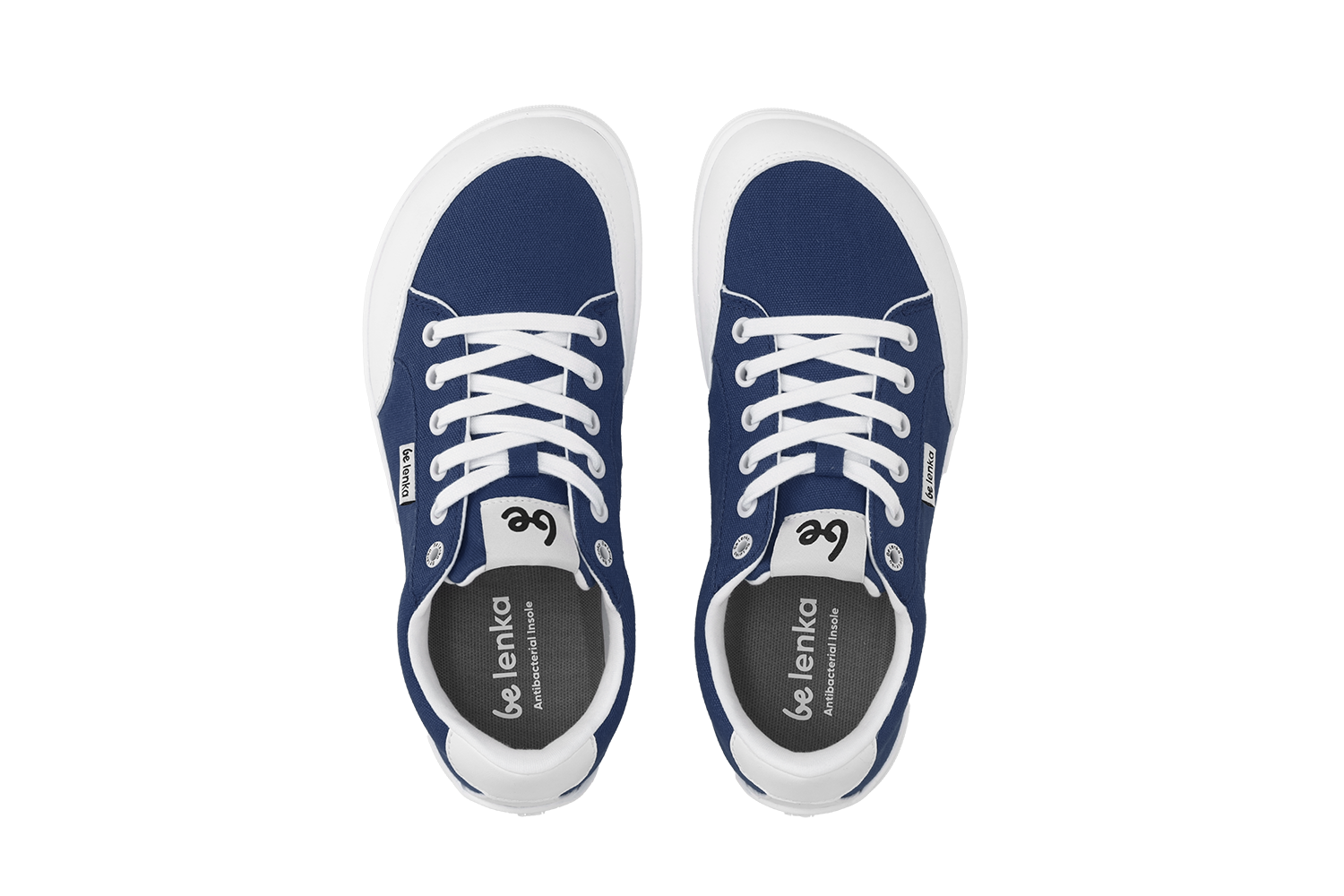 Barfuß Sneakers Be Lenka Rebound - Dark Blue & White.




Extrem leichte Schuhe für alle Liebhaber von urbanen KlassikernEverydayComfort Neo-Laufsohle für eine längere Lebensdauer des SchuhsTextillogo auf der Zunge und dem Schaftzwei Ösen an der Innenseite der Sneaker für die Belüftung

Vorteile von Barfußschuhen:
imitiert perfekt das Barfußgehendie anatomische Form des Schuhs bietet viel Platz für die ZehenNull Neigung der Sohle hält Ferse und Zehen in einer Linie für eine korrekte Körperhaltungstimulierende 5 mm dicke Sohle aktiviert die Nervenenden des Fußesflexible Materialien sorgen für eine bessere Funktionalität der Muskeln und Sehnen des FußesLeichtigkeit des Schuhs als Vorbeugung gegen Fußermüdung
Typ: Straßenschuhe