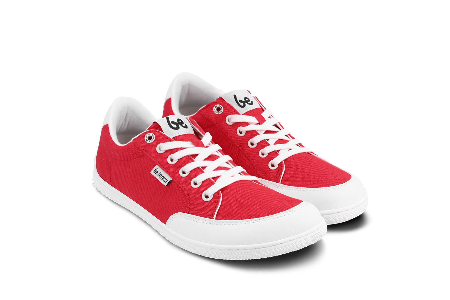 Barfuß Sneakers Be Lenka Rebound - Red & White.




Extrem leichte Schuhe für alle Liebhaber von urbanen KlassikernEverydayComfort Neo-Laufsohle für eine längere Lebensdauer des SchuhsTextillogo auf der Zunge und dem Schaftzwei Ösen an der Innenseite der Sneaker für die Belüftung

Vorteile von Barfußschuhen:
imitiert perfekt das Barfußgehendie anatomische Form des Schuhs bietet viel Platz für die ZehenNull Neigung der Sohle hält Ferse und Zehen in einer Linie für eine korrekte Körperhaltungstimulierende 5 mm dicke Sohle aktiviert die Nervenenden des Fußesflexible Materialien sorgen für eine bessere Funktionalität der Muskeln und Sehnen des FußesLeichtigkeit des Schuhs als Vorbeugung gegen Fußermüdung
Typ: Straßenschuhe