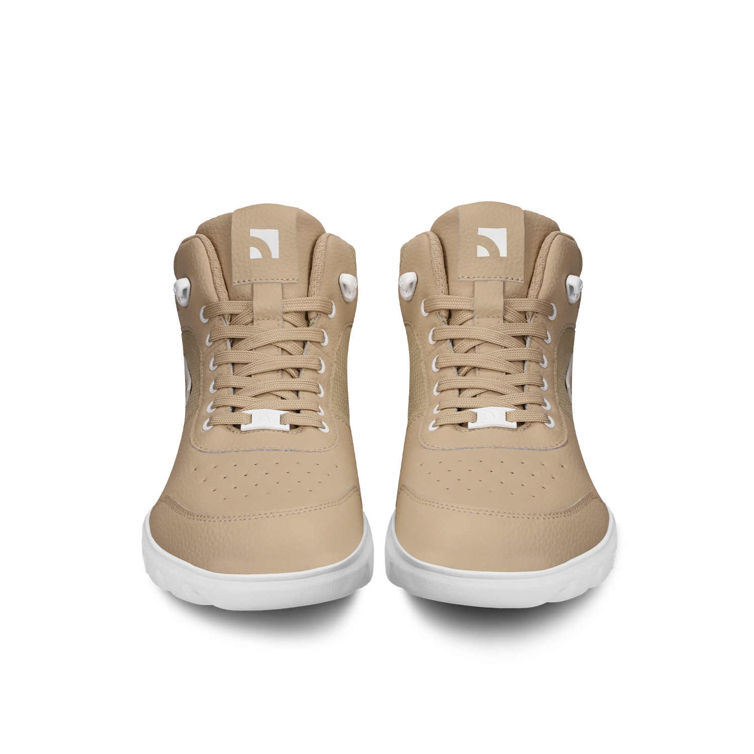 Barfußschuhe Barebarics UrbanEdge - Beige.
Barfußschuhe ahmen das Barfußgehen perfekt nach, so wie es die Natur vorgesehen hatwasserdichte, dampfdurchlässige Membran (jedes Paar besteht einen Wasserfestigkeitstest)Die Barebarics PowerGrip-Außensohle verfügt über ein Profil, das den Gang unterstützt und ein Ausrutschen verhindertDie verwendete Primaloft-Technologie ist das absolute Spitzenprodukt im Bereich der WärmeisolierungBarebarics-Logo auf dem Schuh, den Haken, den Schnürsenkeln und der SohleTaschenzunge sorgt für leichtes Anziehen und verhindert das Eindringen von Schnee oder SchmutzUnisex-Barfußschuhe für die kältesten Tagefür maximalen Komfort empfehlen wir die Kombination mit Baumwollsocken
Vorteile von Barfußschuhen:
flexible SohleZero Drop: Ferse und Zehen in einer Ebene für eine korrekte Haltunggeräumige Zehenbox für Ihre ZehenLeichter Schuh