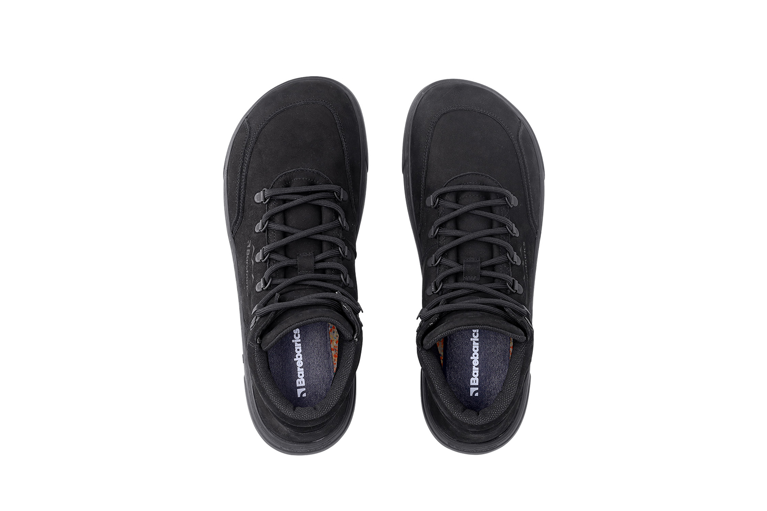 Barefoot Sneakers Barebarics Element - All Black.
Die Barebarics-Sneaker werden nach einem umweltfreundlichen Verfahren hergestellt.
  Das Obermaterial besteht aus Nubukleder mit einer hydrophoben Ausrüstung, die Wasser sehr gut abweist.

Barfuß-Eigenschaften
    Anatomische Form - Die Sneakers passen sich der Form der Füße an.

Mehr info
moderner Städtestilin der Europäischen Union entworfen und handgefertigt, unter Verwendung lokaler nachhaltiger Materialienhervorragende Haltbarkeit und Farbechtheit der MaterialienDermodry Coolmax®-Technologie für kontinuierlichen Feuchtigkeitsaufnahmeerhältlich in den Größen 36-47 (europäische Maße)