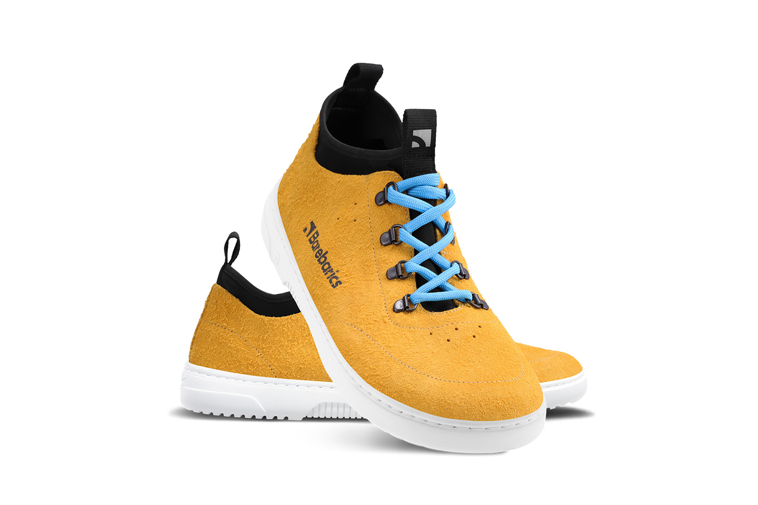 Barefoot Sneakers Barebarics Bronx - Mustard.
Die Barebarics-Sneaker werden nach einem umweltfreundlichen Verfahren hergestellt.
  Das Obermaterial besteht aus Leder und Textil  Das Futter ist aus Lycra und Mikrofaser  Die Sohle ist aus weichem, synthetischem Gummi mit hoher Strapazierfähigkeit hergestellt.


Barfuß-Eigenschaften
    Anatomische Form - Die Sneakers passen sich der Form der Füße an.

Mehr info
moderner Städtestilin der Europäischen Union entworfen und handgefertigt, unter Verwendung lokaler nachhaltiger Materialienhervorragende Haltbarkeit und Farbechtheit der Materialienerhältlich in den Größen 36-47 (europäische Maße)